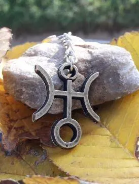 Uranus symbol leaves